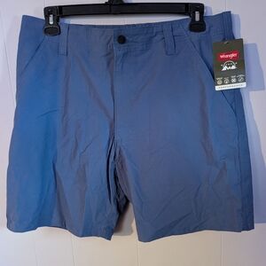 Wrangler Men's Outdoor Performance Flat Front Shorts Size 36 Blue
